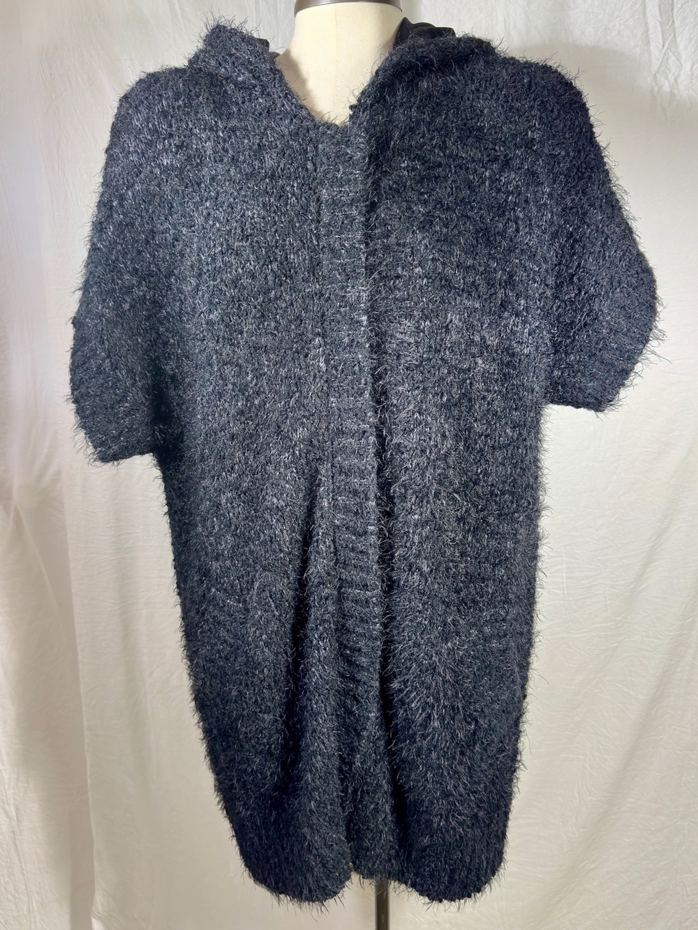 NWT Evy”s Tree The Vanessa M/L Mohair Blend Fuzzy Hooded Full Zip Long Cardigan